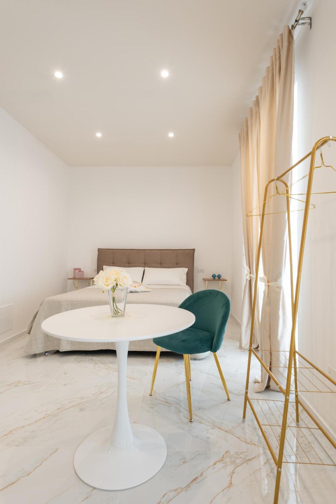 Bed and Breakfast Quattro Perle Полиньяно-а-Маре Экстерьер фото